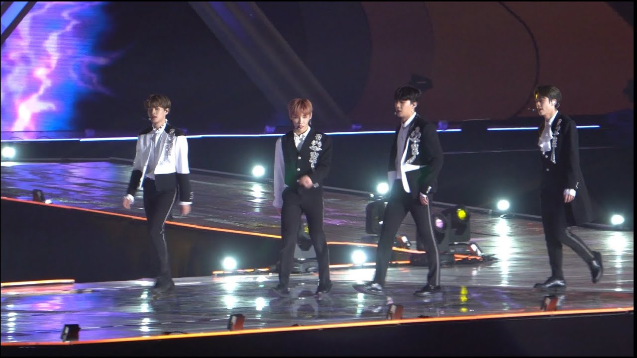 200130 서울가요대상 AB6IX 무대 (Intro, Breathe, Blind for Love)