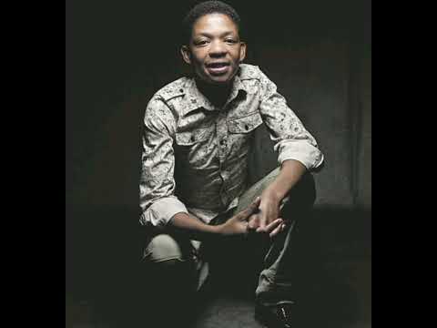 Lundi Tyamara - Amalanga ( Official Audio  )