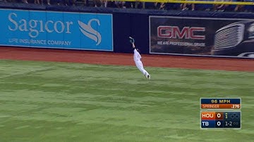 HOU@TB: Souza makes a diving catch to rob Springer