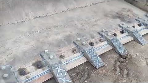 caterpillar 988 wheel loader bucket teeth making.