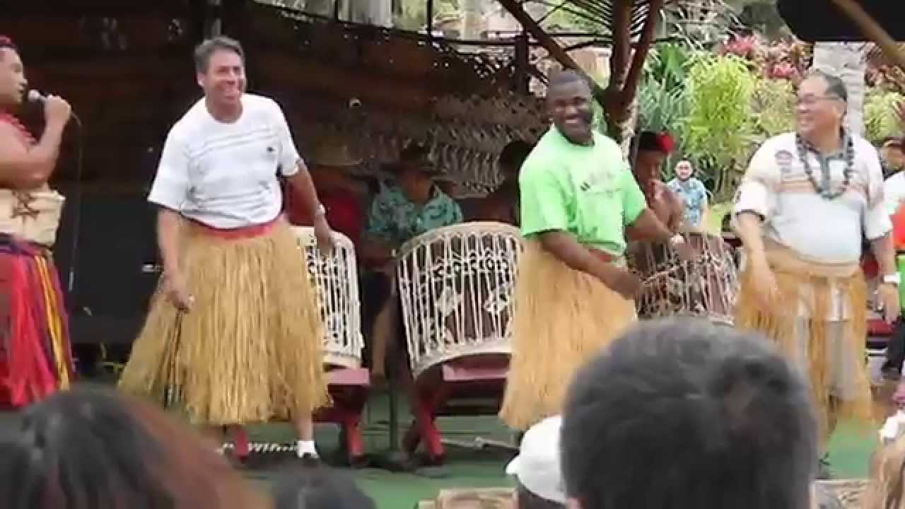 A Native American, an African American and a Guy from Japan Try to Act Tongan