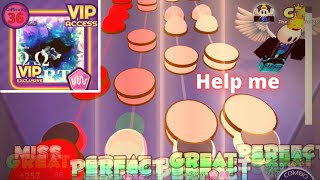 Playing the HARDEST robeats map for content (36)