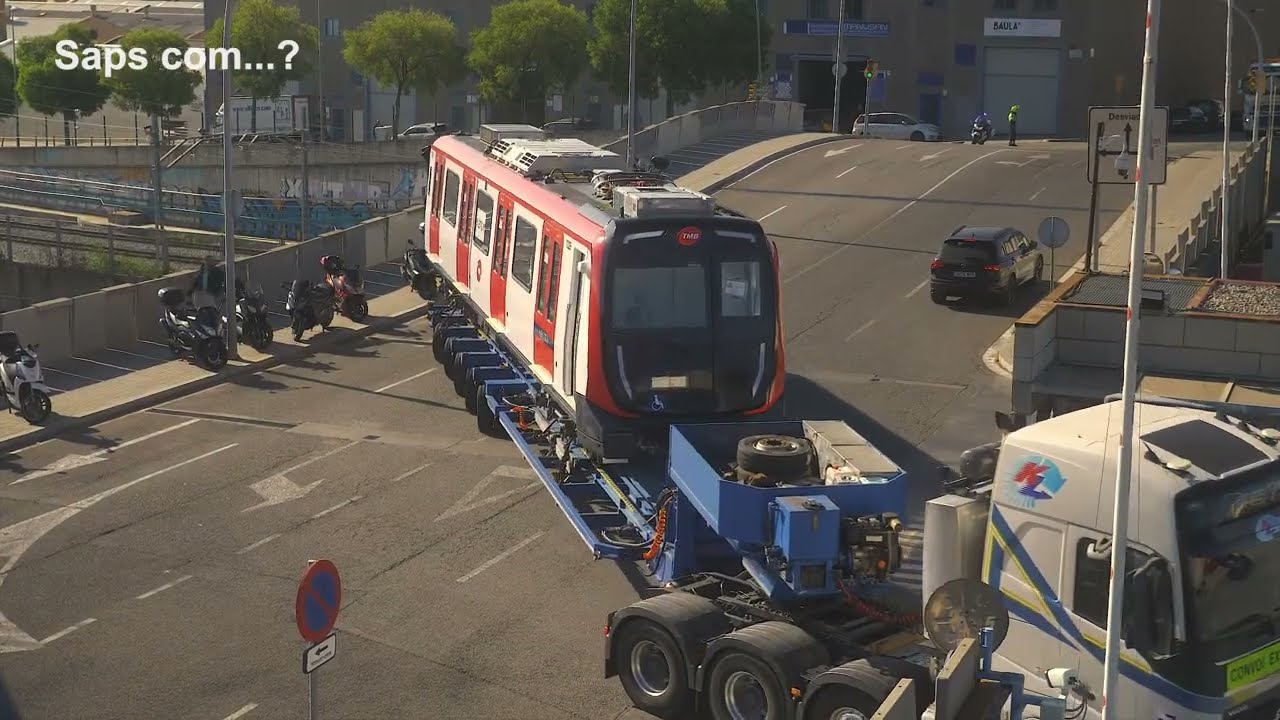 Saps com passen els trens de la fàbrica a les vies?