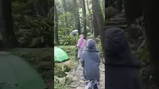 berkemah di curug cilember