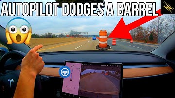 Tesla Autopilot Avoids Construction Barrel In My Lane | Navigate on Autopilot | Full Self Driving |