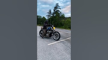 Beautiful Honda Shadow Bobber power stop 🔥