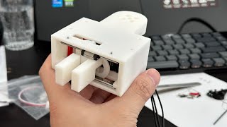 Robotic gripper V2 with Dynamixel servo
