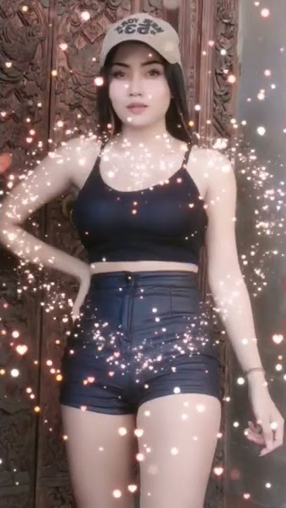 ayu nisa @gustiayuanisa_