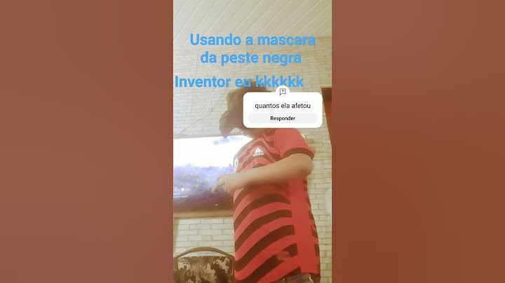 usando a mascara da peste negra