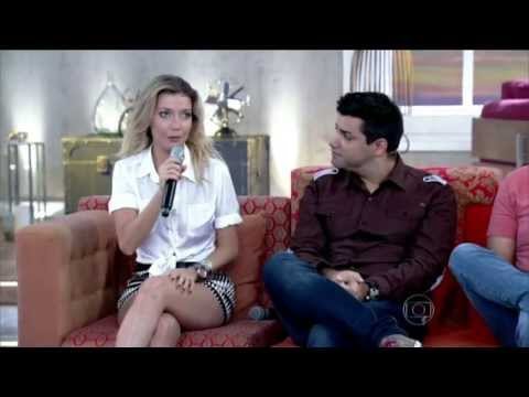 Luiza Possi pagando calcinha no Encontro com Fátima Bernardes