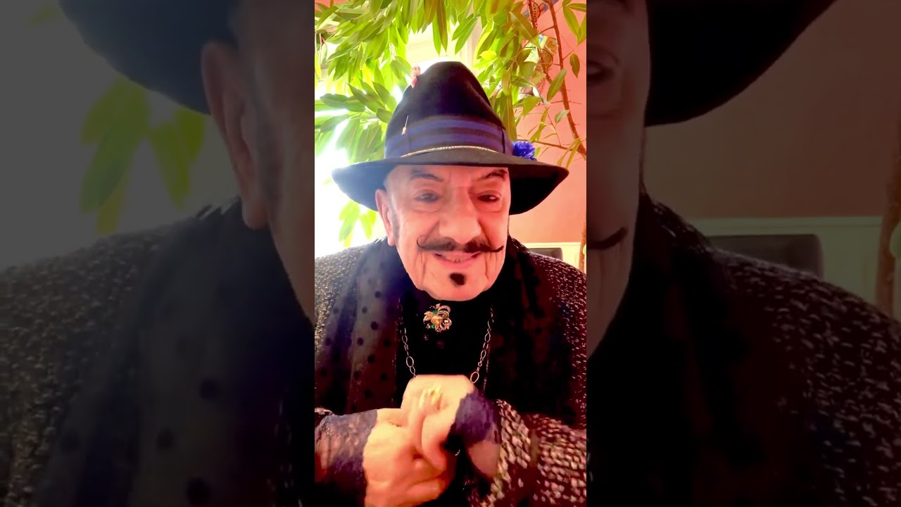 Fische-Mann und seine Frauen😪