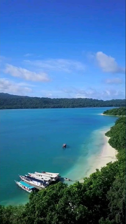 Pantai cantik di Banten, Pulau Peucang, Taman Nasional Ujung Kulon