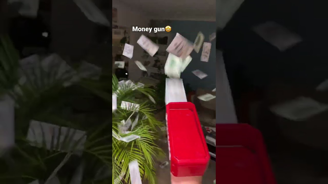 Shooting $10,000 from my Supreme money gun🤩 
