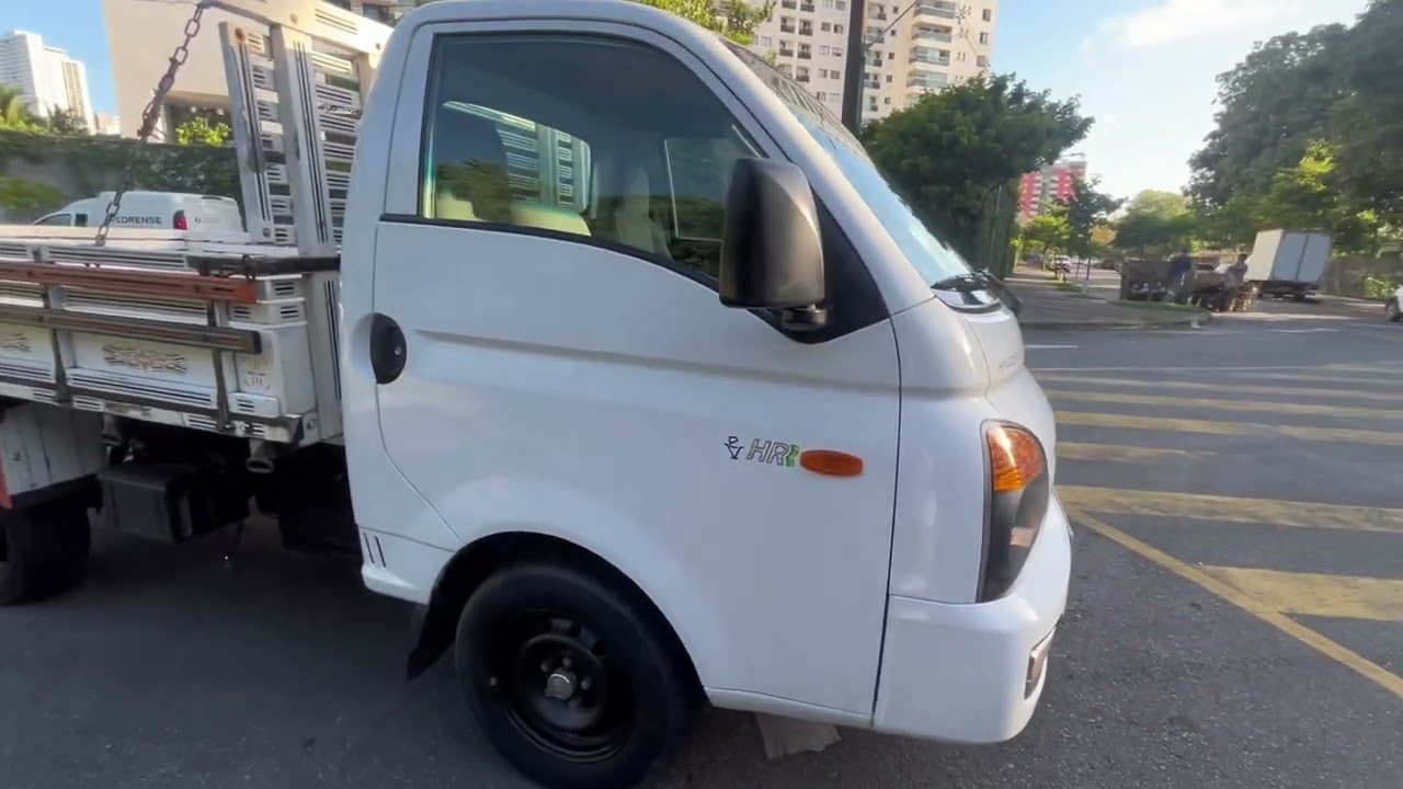 HYUNDAI HR 2.8 DIESEL 2020 com ar condicionado 