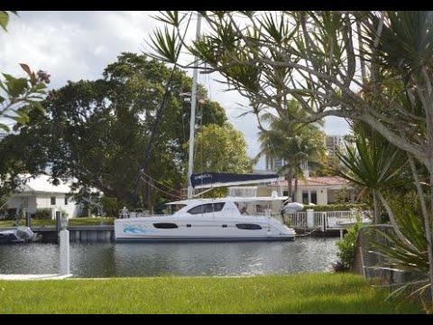 2011 Leopard 44 Owners Version DRAGONFLY asking $479,000 - Hallandale, FL