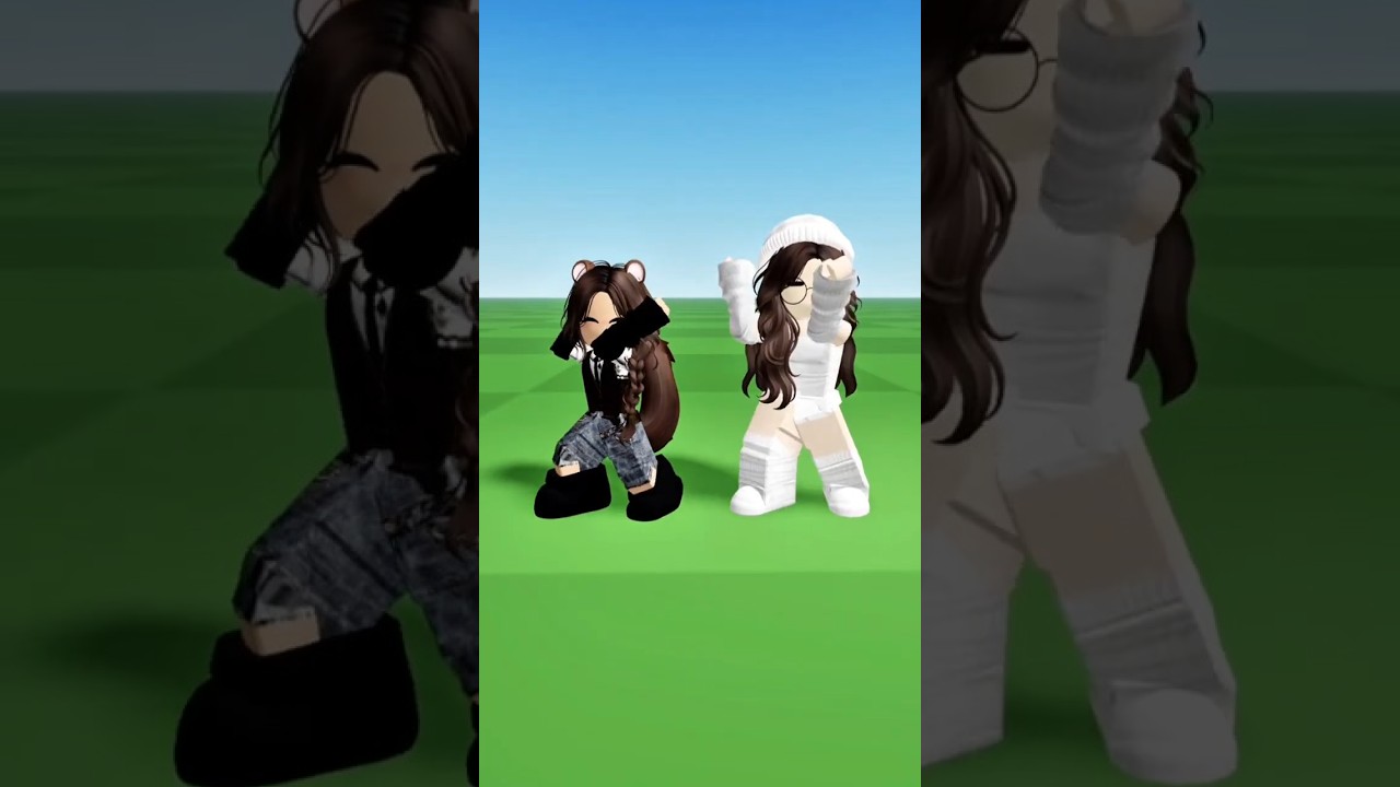 Fake colab con Emis🙌🏻🩵:@EmiB_roblox /roblox_maruu\ #roblox #parati #fyp #fypシ ##funny