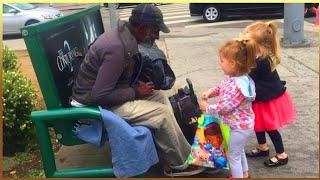 35 Random Acts of Kindness | #kindness #youtube #humanity