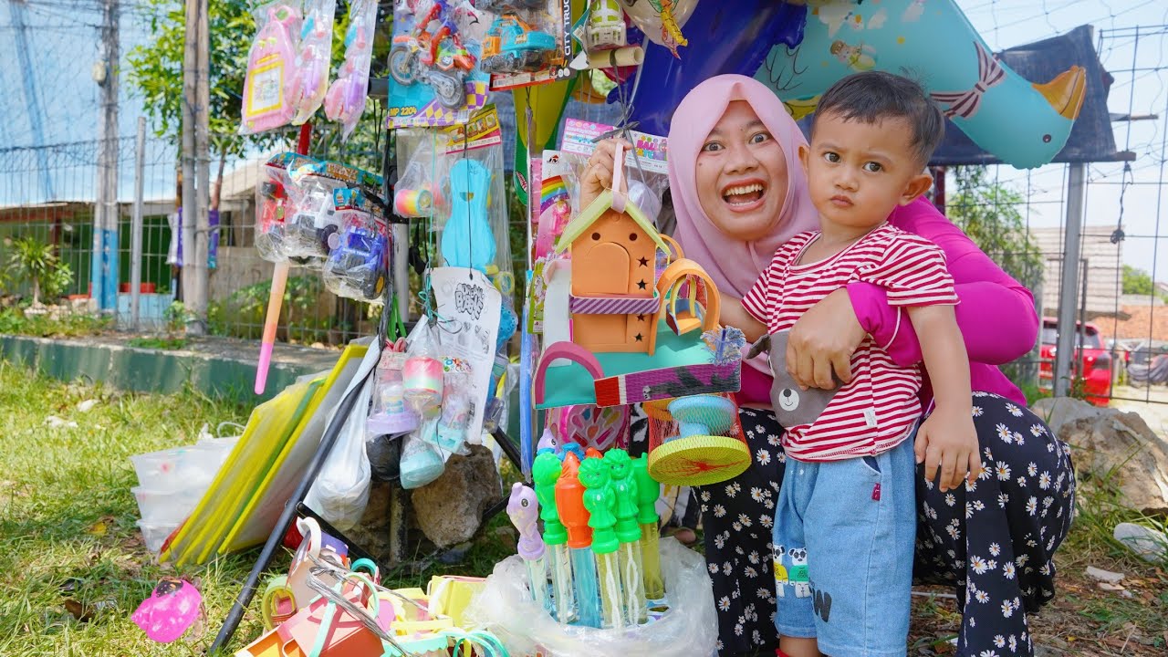 AZAM BELI RUMAH KEONG BUAT ALI 🐌 DAN MENANGKAP KEONG