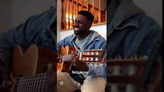 Mayi ya miso de l’or Mbongo interprété par le Pasteur Athom’s 