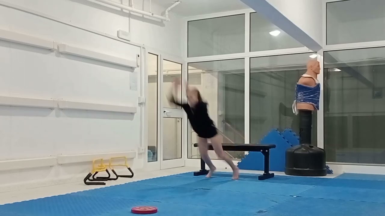 Pliometria concentrica: Mylie Fengone