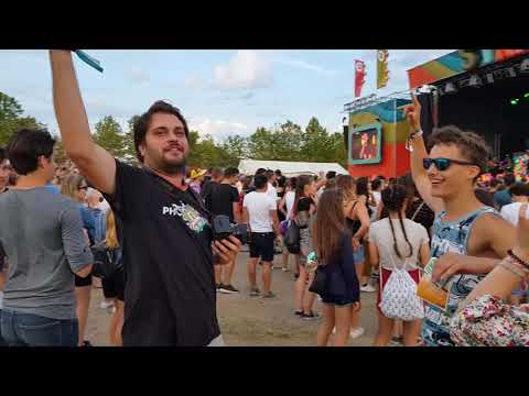 Dübörög a Strandfesztivál