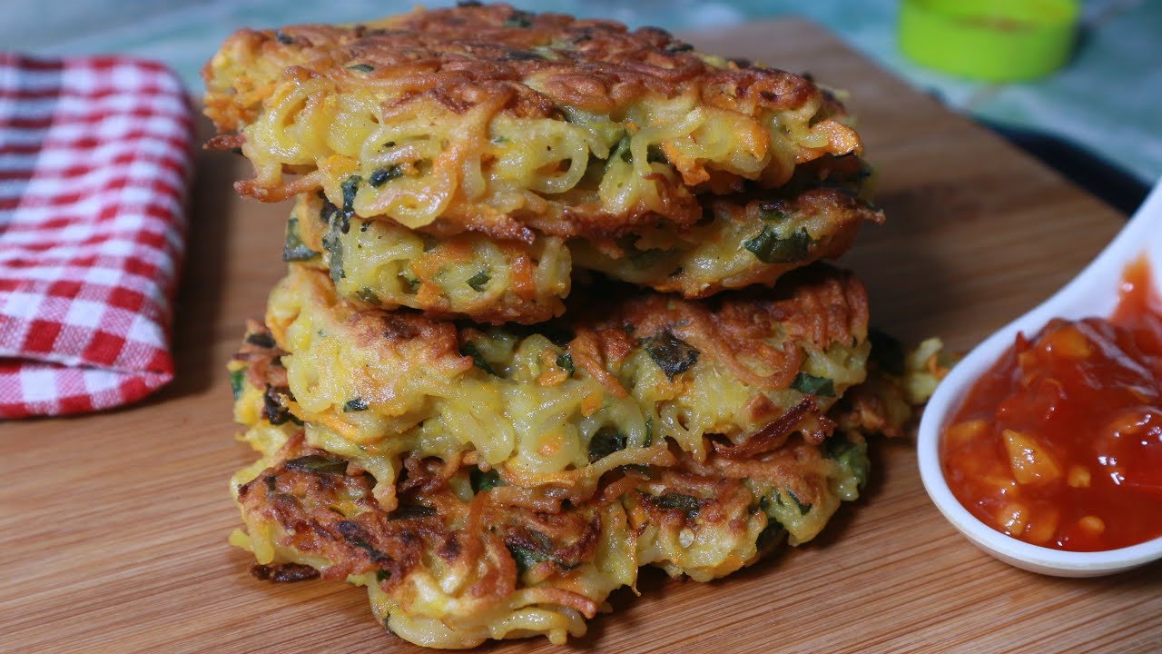 Breakfast with Egg noodles pancake The lazy new method is more