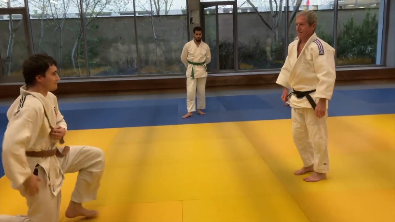 🥋 Educatif de projection suite à un désengagement du grappling par l'adversaire 🥋