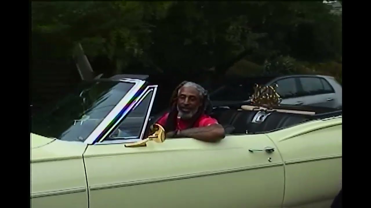 Madgesdiq - Easier (Visualizer)