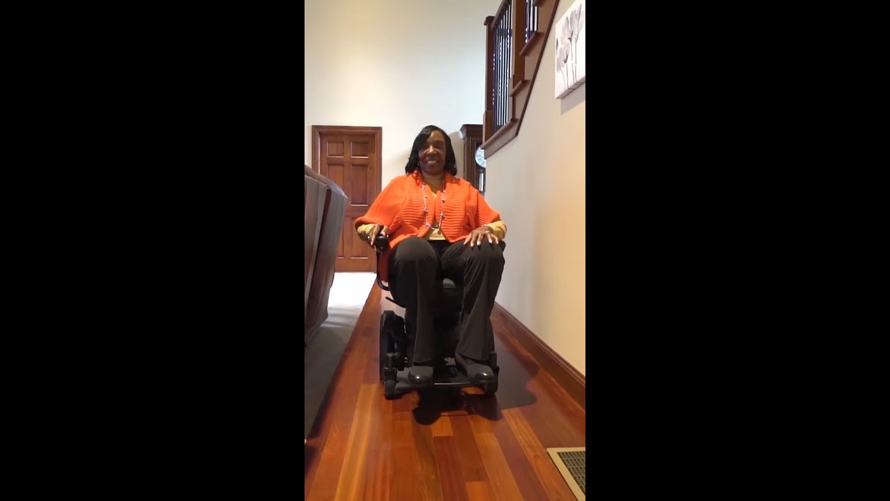 Jazzy EVO 613 Li - Mid Wheel Design