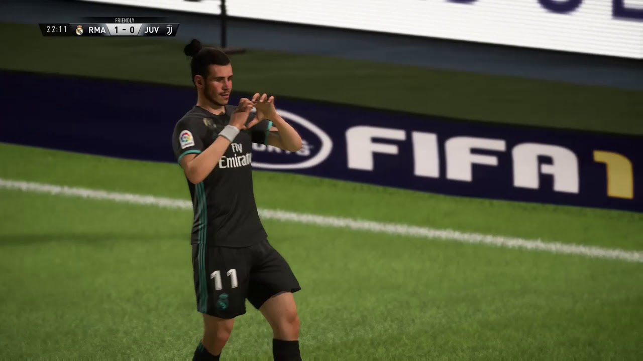 FIFA 18 DEMO - Gareth Bale Screamer