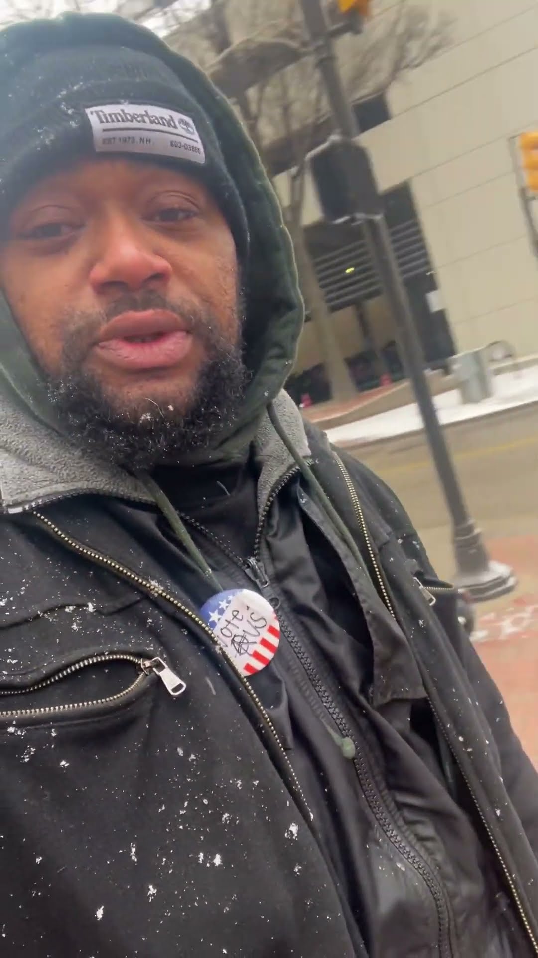 Snowing in my city #hoodnews #snow #snowing #winter #weather #shortvideo #omg #how #wow #snowfall