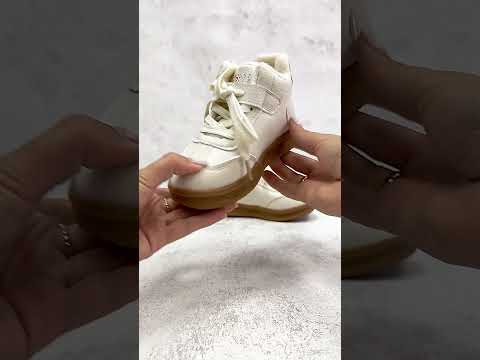 Дитяче демосизонне взуття для хлопчика черевики, білі хайтопи утеплені на липучці. РАЗМЕР:24, відео 1