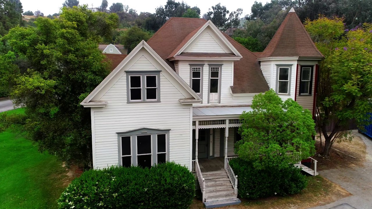 UNIVERSAL STUDIOS LOT - CHICKEN RANCH