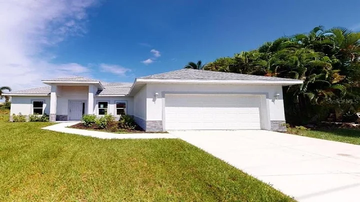 9 Bail Ct, Placida, FL Presented by Cindy Lambert.