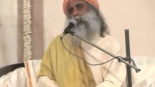 Who am I     Sadhguru