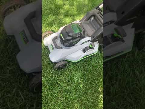 EGO POWER+ Select Cut LM2156SP 21 in. 56 Volt Battery Self-Propelled Lawn Mower.