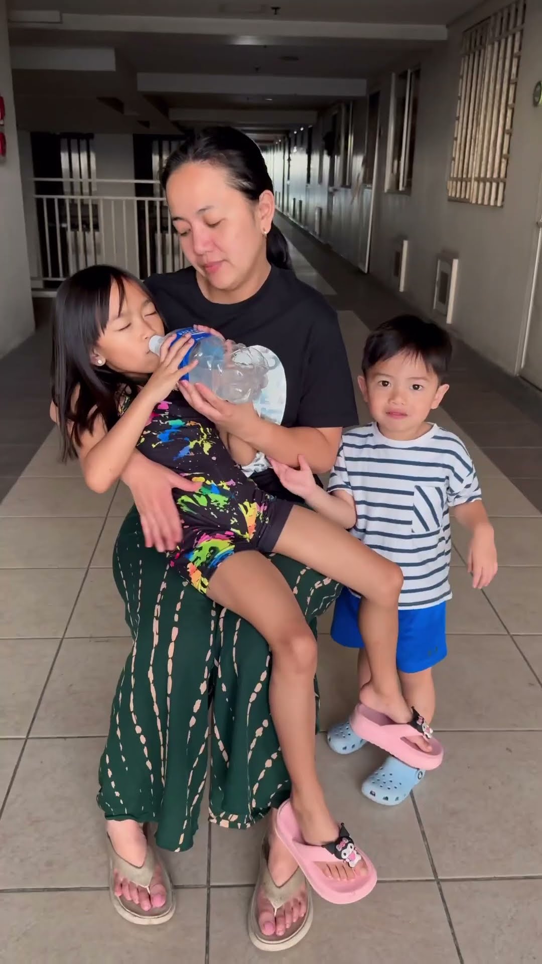 Baby brother pranks big sister ???❤️???✅?