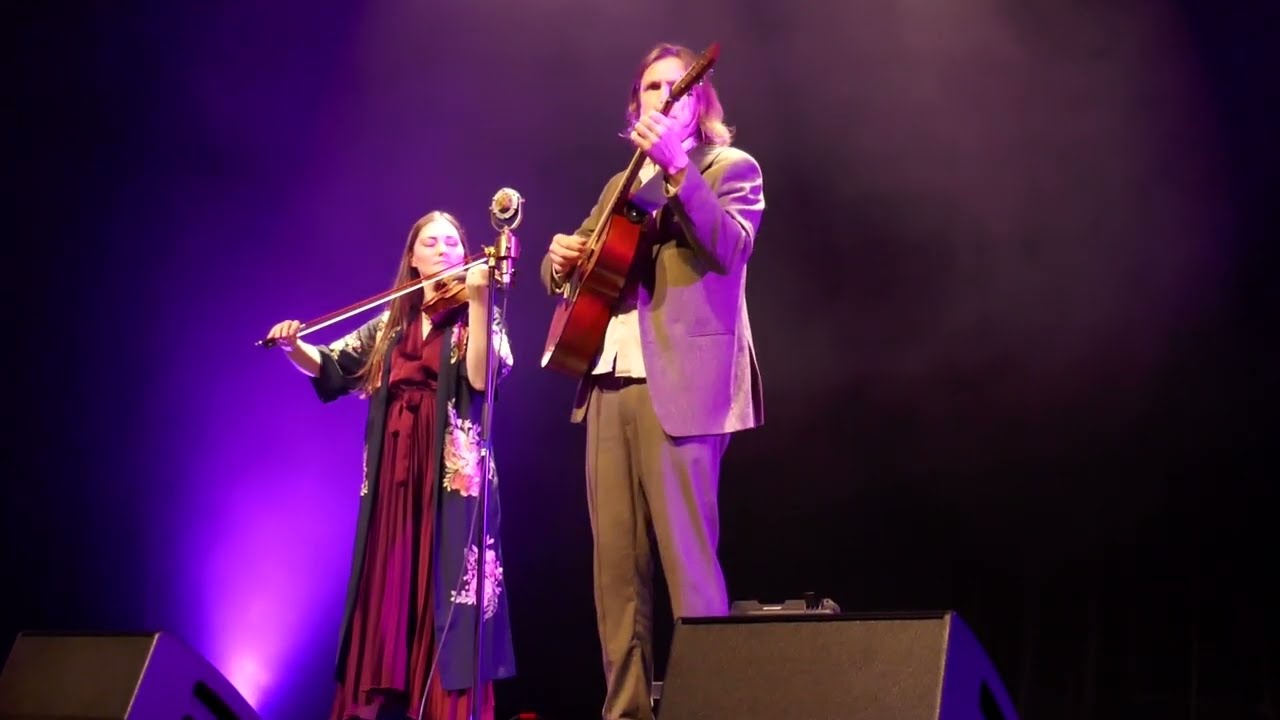 Zoë Conway & John Mc Intyre - Ómós Sheamuis - Lommel 09.11.24