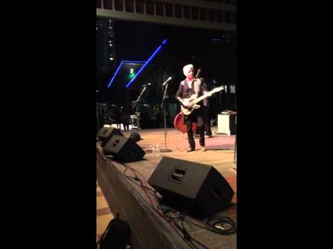 Dale Watson - quick quick slow slow live at discovery green Houston