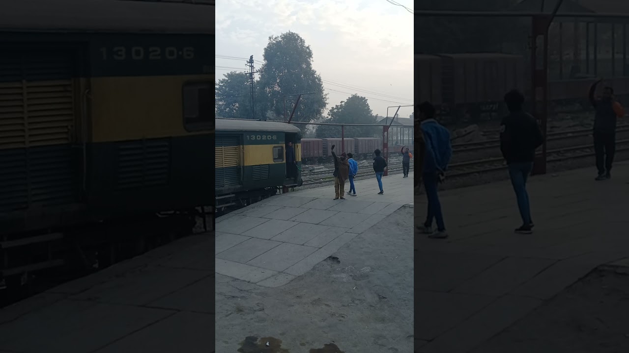 Good byes from loved ones on departure of train from Multan cantt Station 