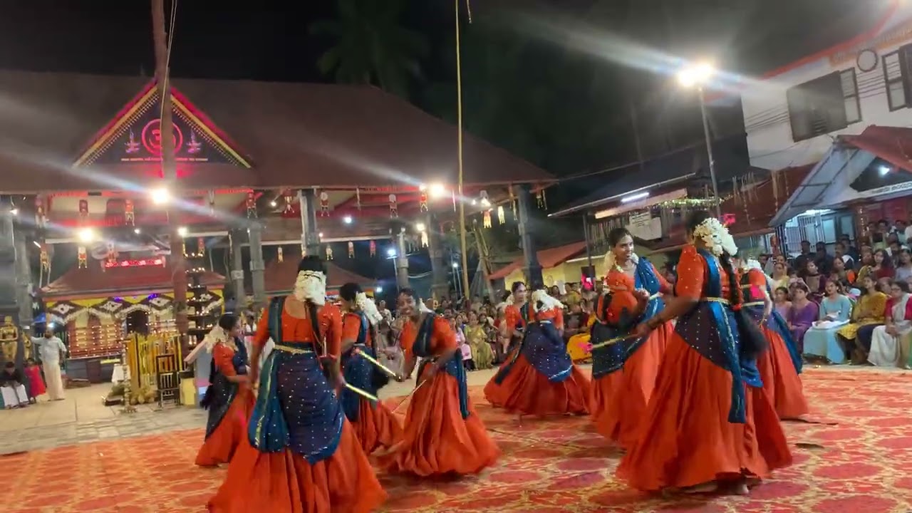 ഏകാക്ഷ ടീമിന്റെ തകർപ്പൻ സെമി ക്ലാസിക്കൽ ഡാൻസ് 🔥#ulsavam2026 #semiclassical #koyilandy 