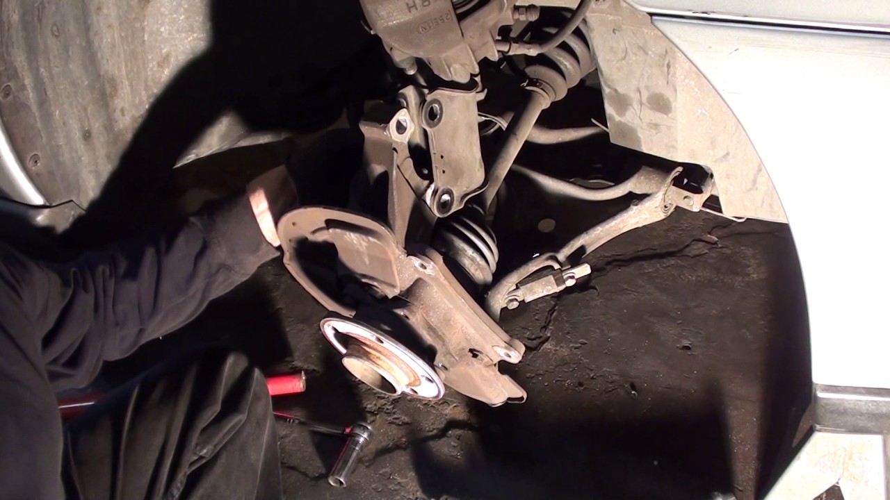 How to Replace Front Wheel Bearing on a 19992001 Volvo S60 YouTube