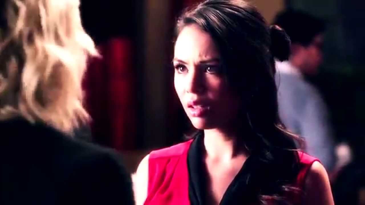 Mona Vanderwaal | echo [5x12]