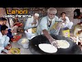 Saag paratha lahore street food  cheapest saag paratha in lahore  street food pakistani