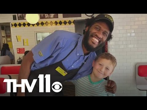 8-year-old all-star raises money for kind Waffle House server