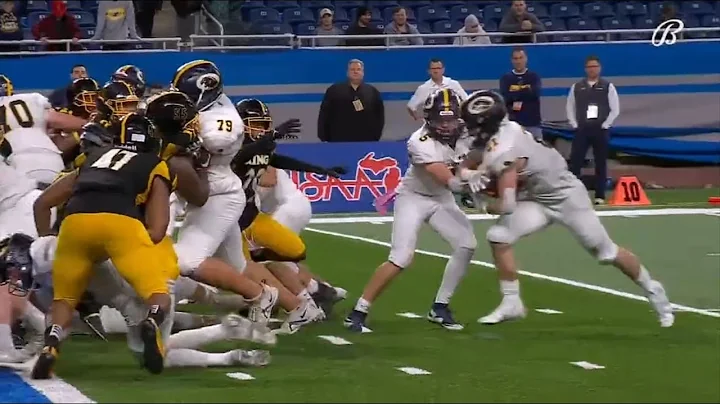 2021 MHSAA D3 Football Finals: Detroit Martin Luth...