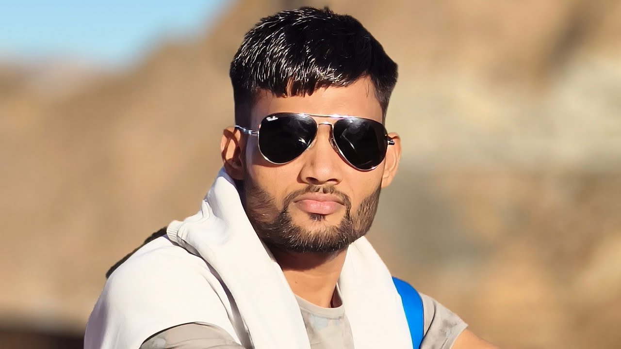 WOW क्या निगाहे है katil बना देती है जब भी किसी को देखे to सबसे पहले अपनी वाली याद आ जाती है 😘😘😘😀😀😀