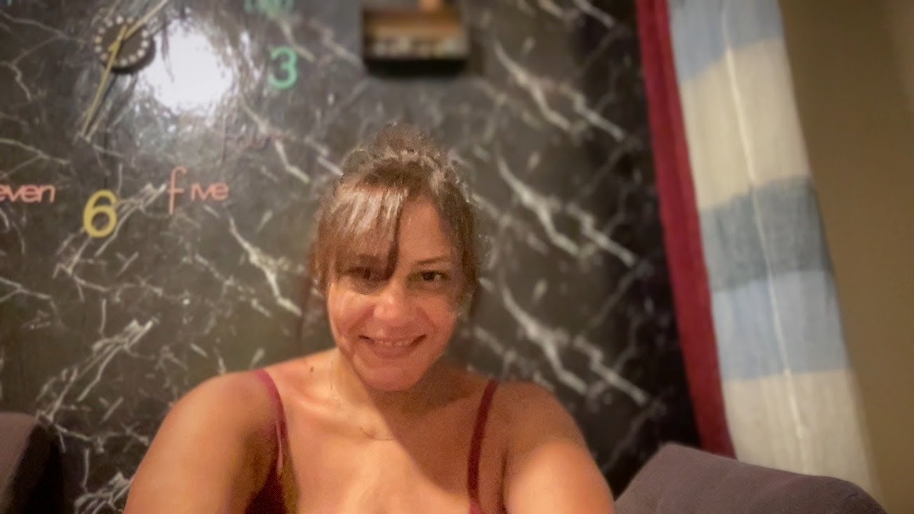 طاقة الهارب بيراقبك بجنون تعبان اوي من غيرك