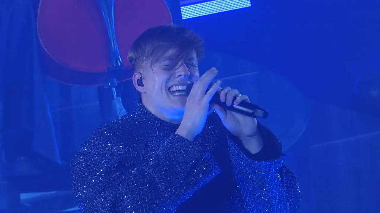 Loïc Nottet - Mr / Mme (Live @ Le Trianon - Paris)