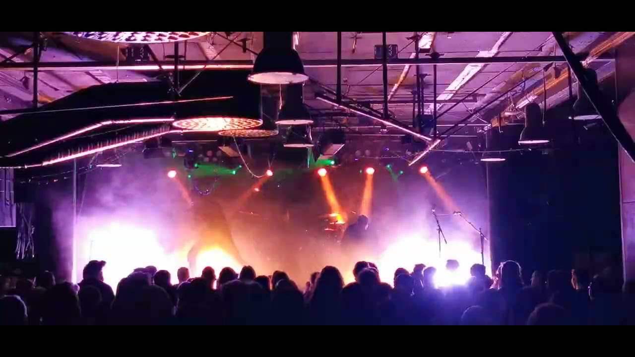 YouTube에서 Fight The Fight - In Memory - Live - Tanssisali Lutakko - Jyväskylä - 13.3.2024 보기 YouTube에서 Fight The Fight - In Memory - Live - Tanssisali Lutakko - Jyväskylä - 13.3.2024 보기
